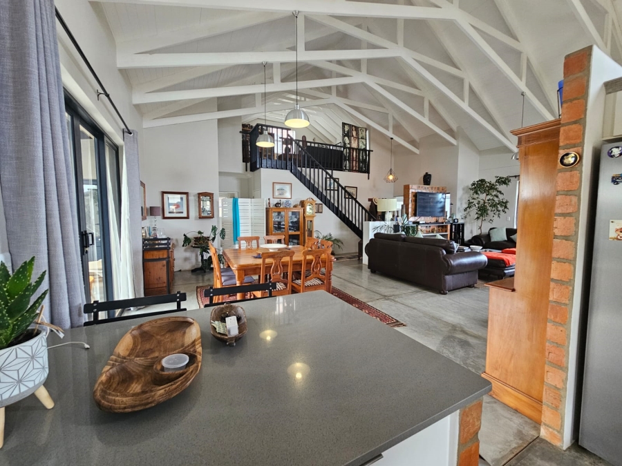 2 Bedroom Property for Sale in Stilbaai Wes Western Cape